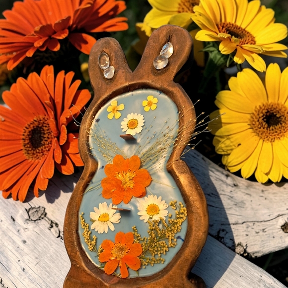 Hand Crafted , Wicked Worthy Wax, Bunny Hop wooden bowl candle - Picture 4 of 4